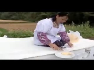 En annen feit asiatisk voksen bondegård kone, gratis voksen video cc